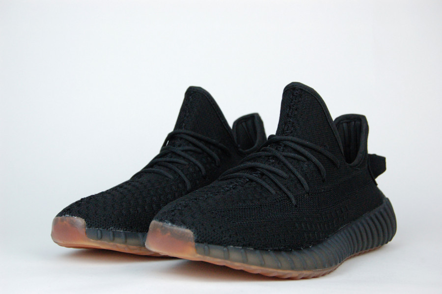 кроссовки Adidas Yeezy 350 boost v2 Black / Ftwr Brown