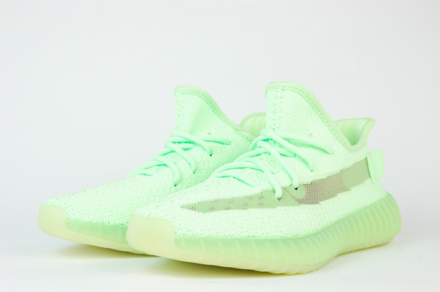 кроссовки Adidas Yeezy 350 boost v2 Glow