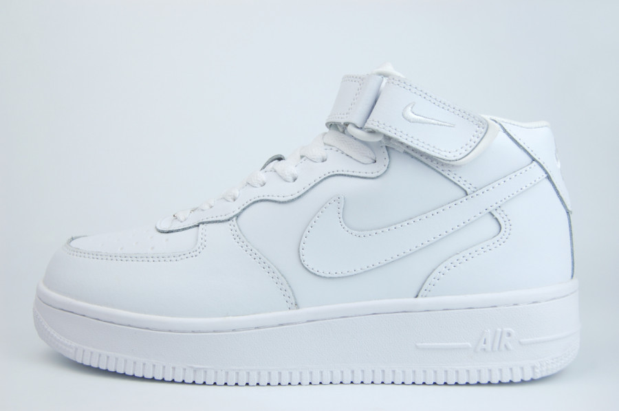 кроссовки Nike Air Force 1 Mid Fur Triple White