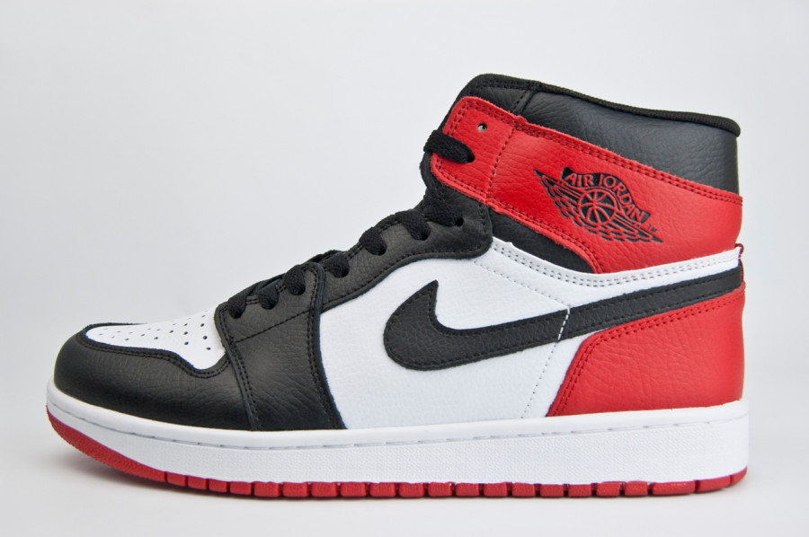 кроссовки Nike Air Jordan 1 White / Black / Red