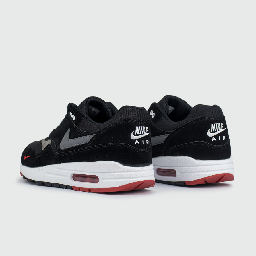 кроссовки Nike Air Max 1 Suede Black / White / Red