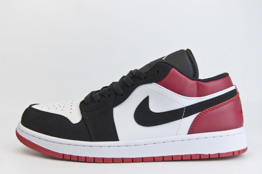 кроссовки Nike Air Jordan 1 Low Black Toe