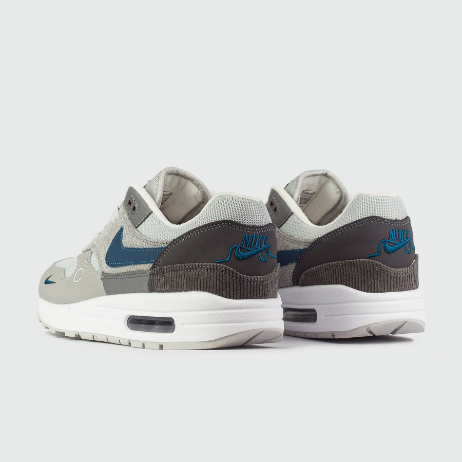кроссовки Nike Air Max 1 London