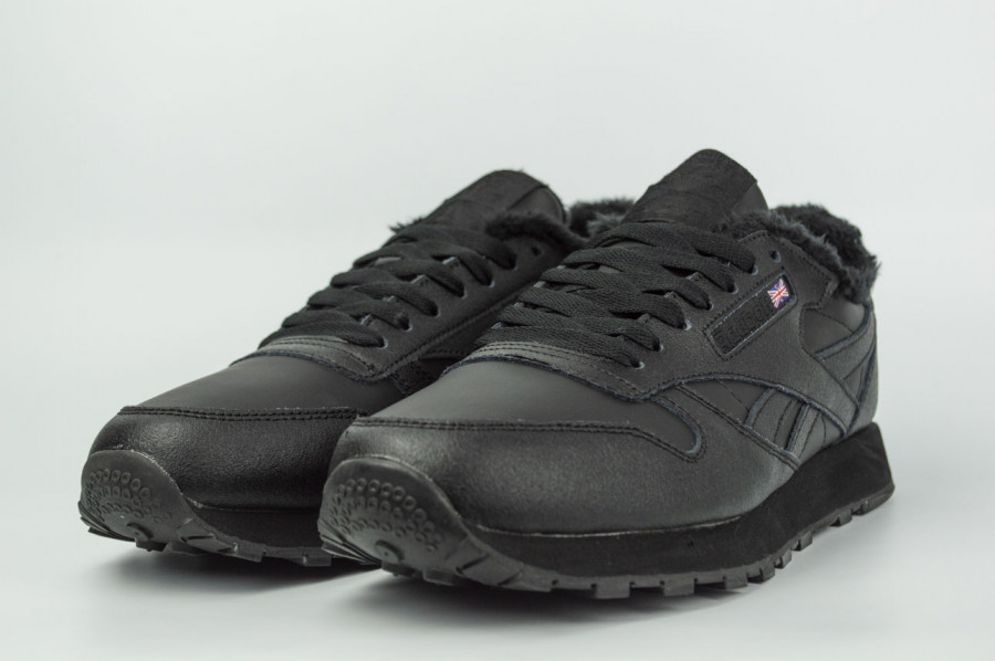 кроссовки Reebok Classic Leather Fur Triple Black 2