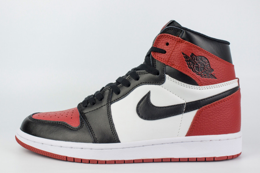 кроссовки Nike Air Jordan 1 Bred Toe 2018 Wmns