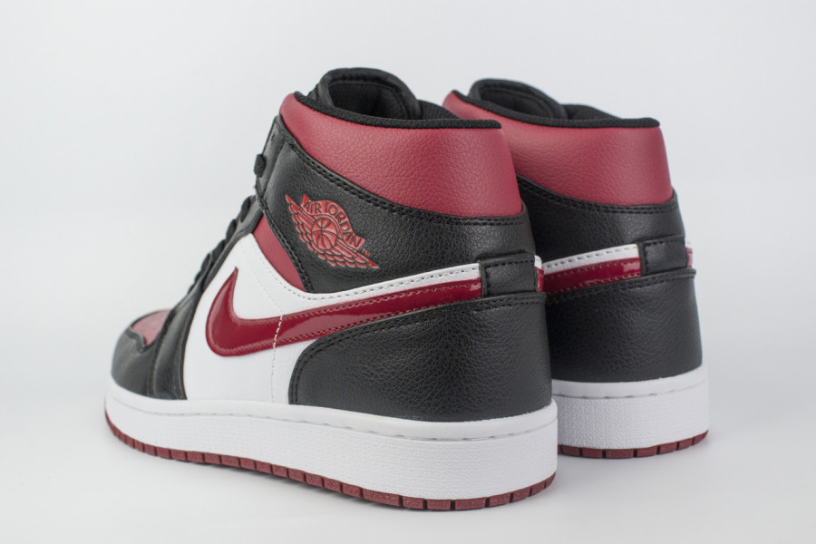 кроссовки Nike Air Jordan 1 Bred Toe