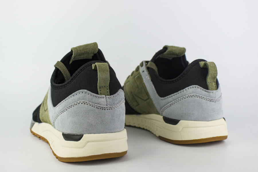 кроссовки New Balance 247 Wmns Suede