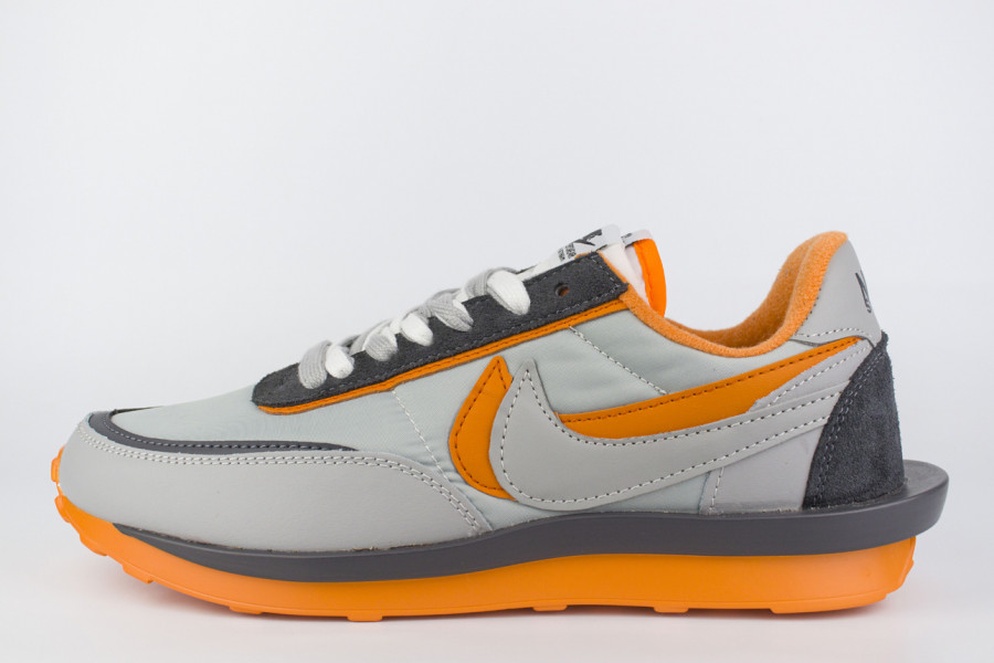 Кроссовки Nike Waffle Daybreak x SACAI Grey / Orange