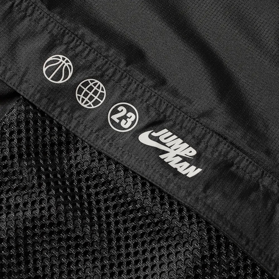 анорак Nike DJ0247-010