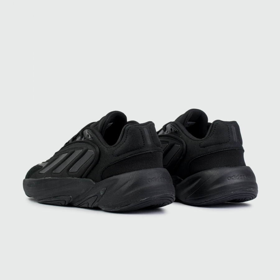 кроссовки Adidas Ozelia Triple Black
