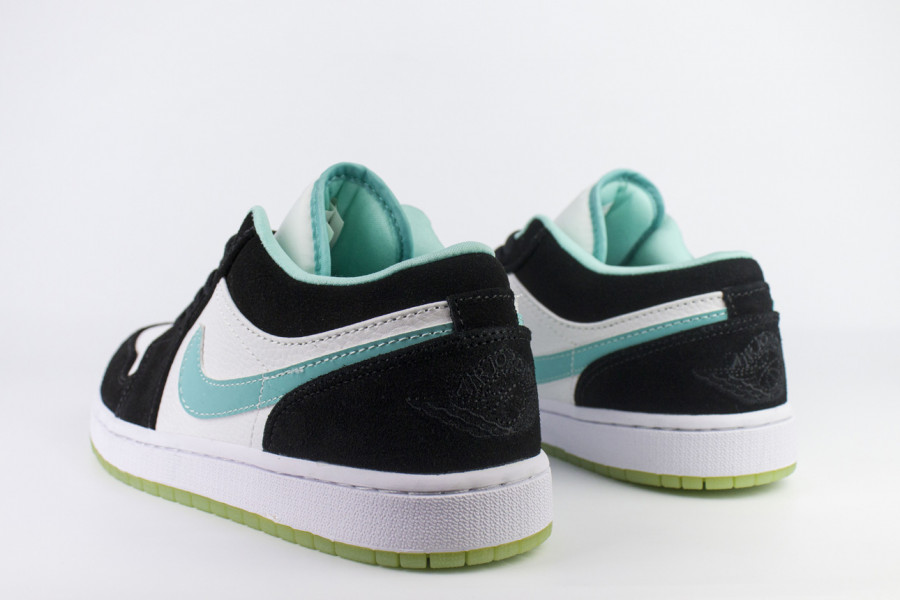 кроссовки Nike Air Jordan 1 Low Wmns Wh. / Black / Mint