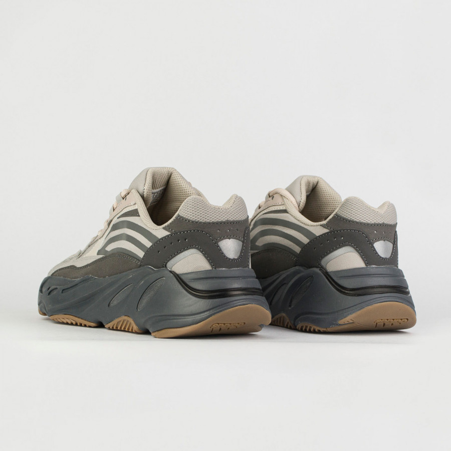 кроссовки Adidas Yeezy Boost 700 v2 Tephra