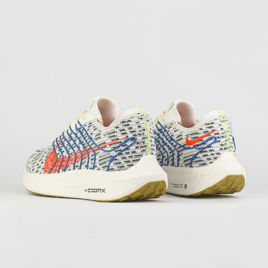 кроссовки Nike Turbo Next Nature