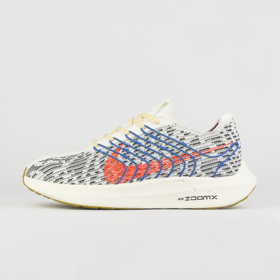 кроссовки Nike Turbo Next Nature