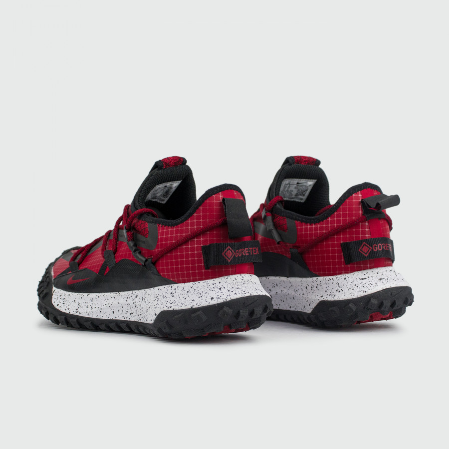 кроссовки Nike ACG Mountain Fly Low Gtx Red / Black