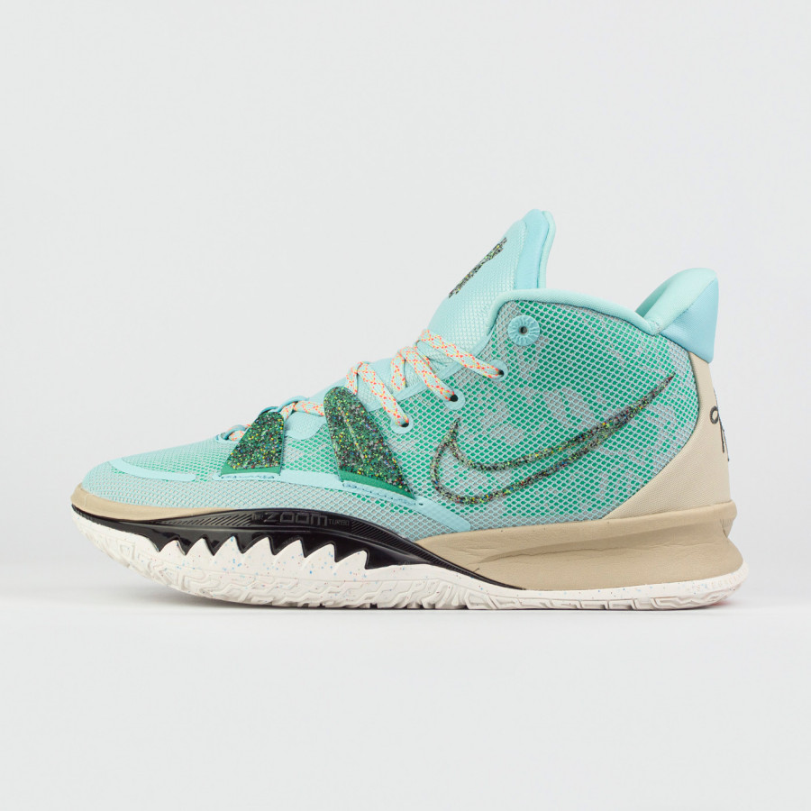 кроссовки Nike Kyrie 7 Copa