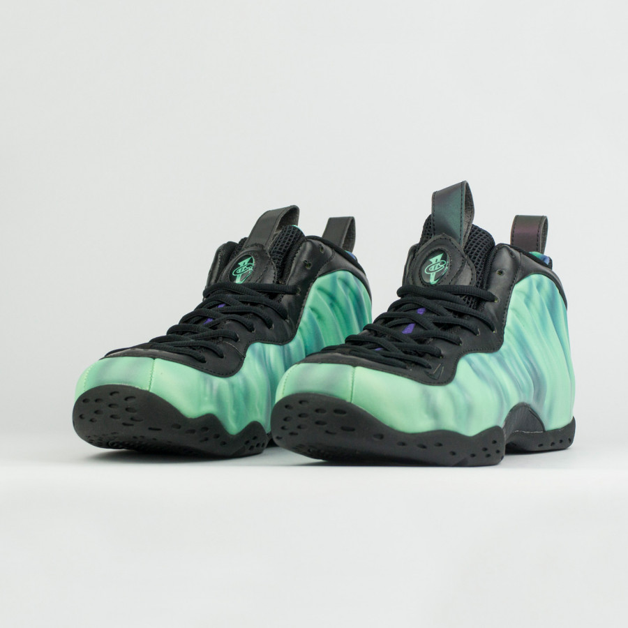 кроссовки Nike Air Foamposite One Glow