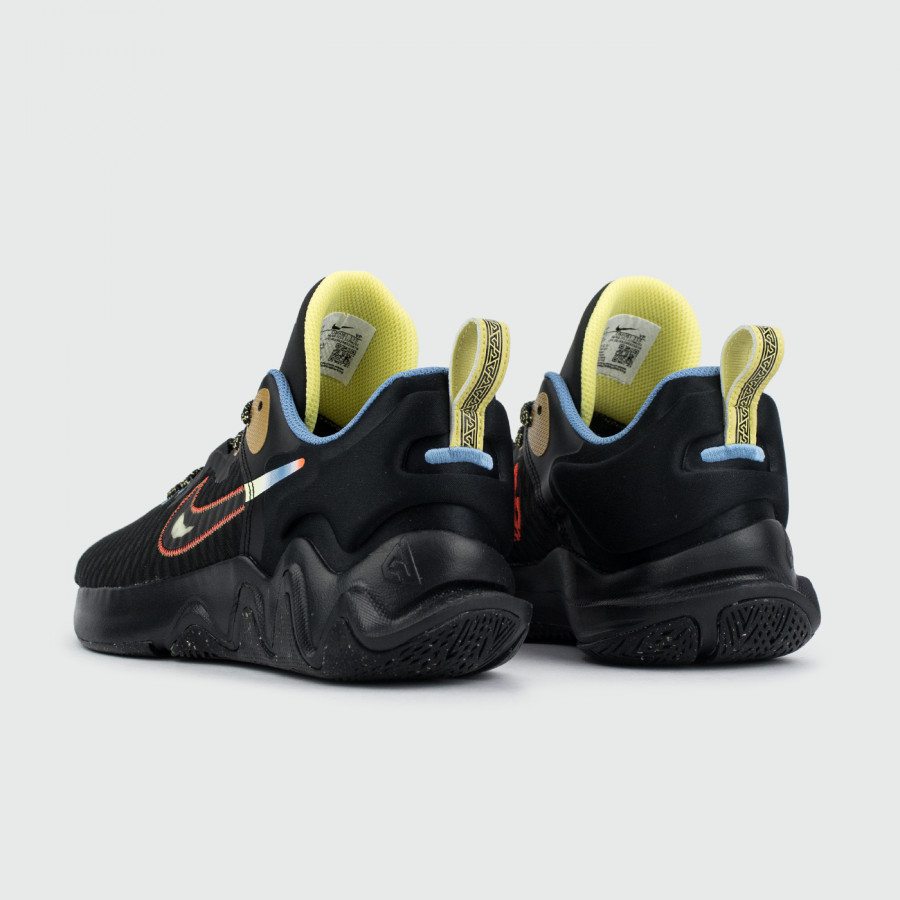 кроссовки Nike Giannis Immortality Force Field