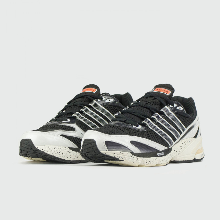 кроссовки Adidas Supernova Cushion 7 Black / White