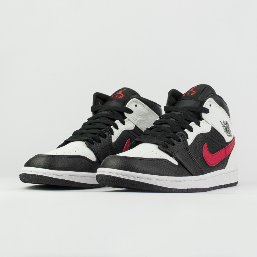 кроссовки Nike Air Jordan 1 Black / Red