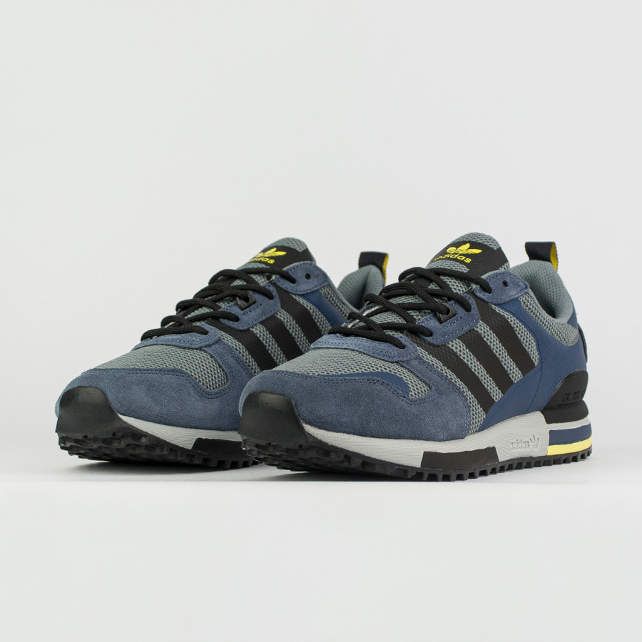 кроссовки Adidas ZX 700 HD L.Blue