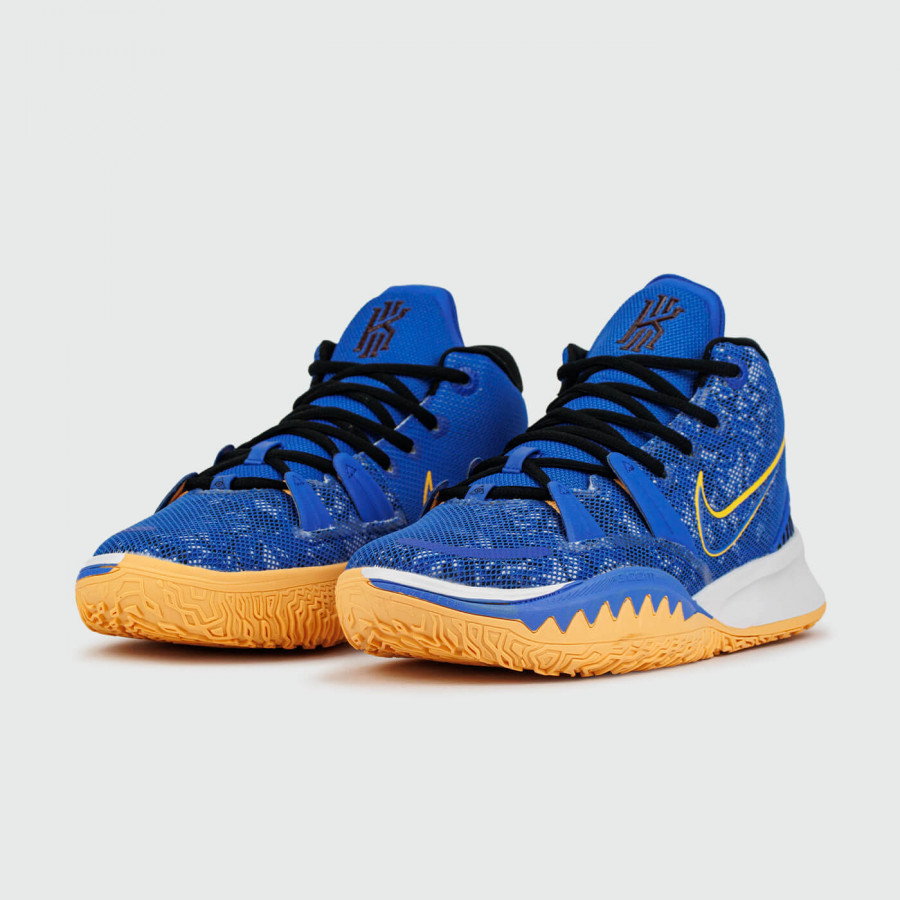 кроссовки Nike Kyrie 7 Sisterhood
