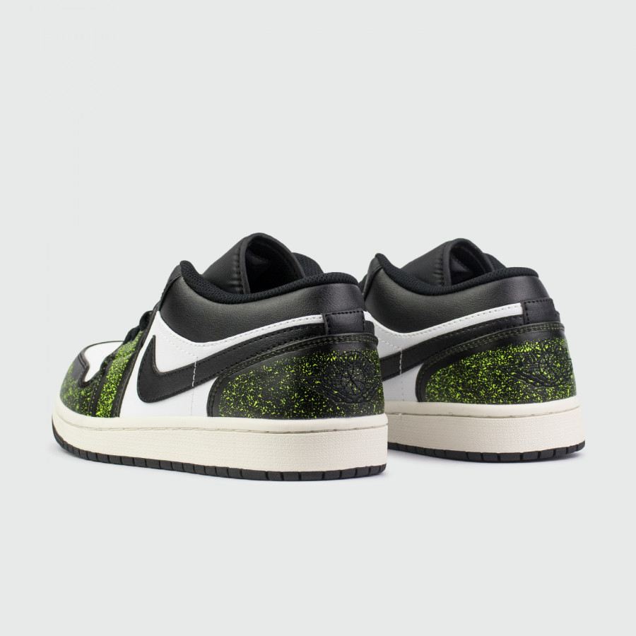 кроссовки Nike Air Jordan 1 Low Wh. / Black / Green