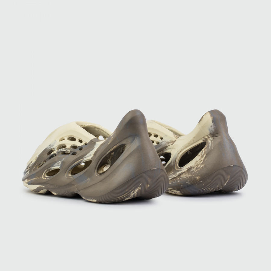 кроссовки Yeezy Foam Cream Clay