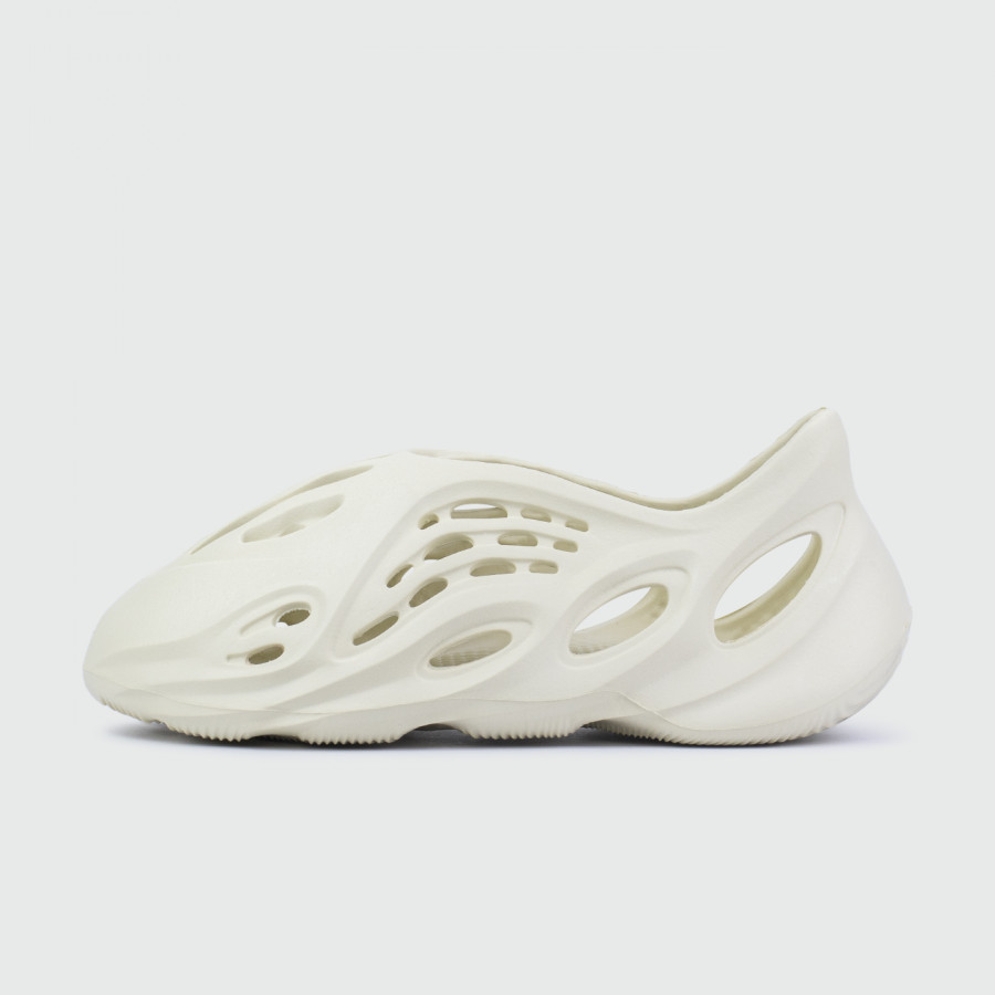 кроссовки Yeezy Foam Wmns Ararat