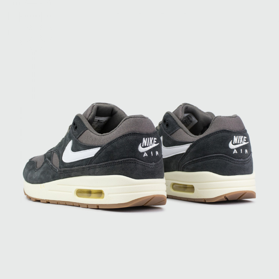 кроссовки Nike Air Max 1 Crepe Soft grey