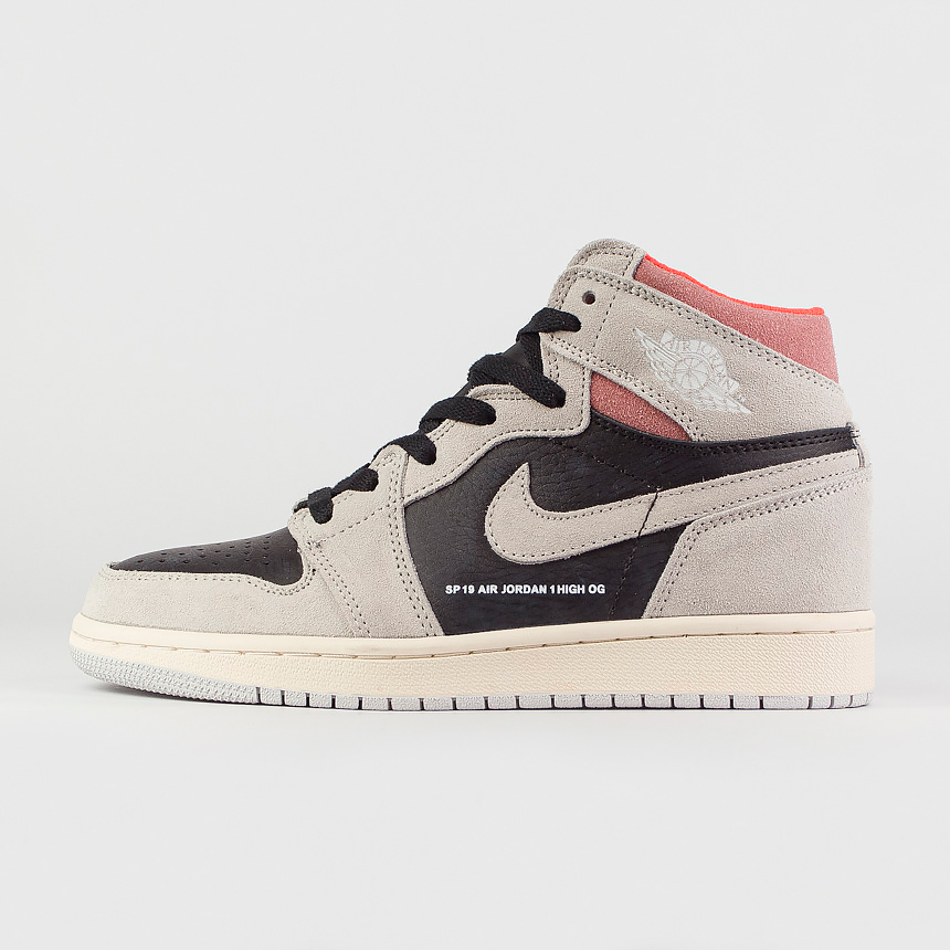 кроссовки Nike Air Jordan 1 Wmns Neutral Grey/Hyper Crimson