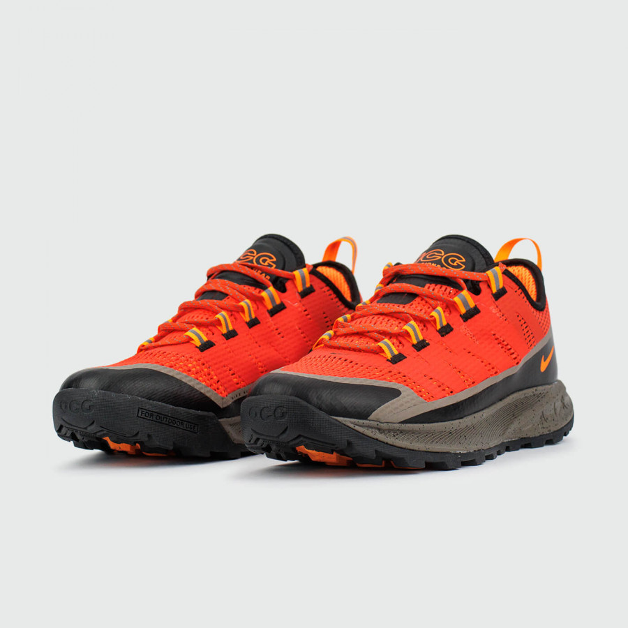 кроссовки Nike ACG Air Nasu Gtx Red Black