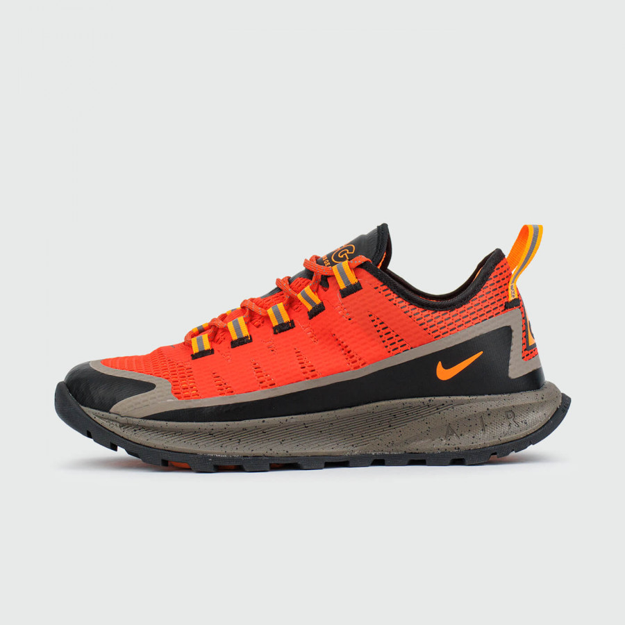 кроссовки Nike ACG Air Nasu Gtx Red Black
