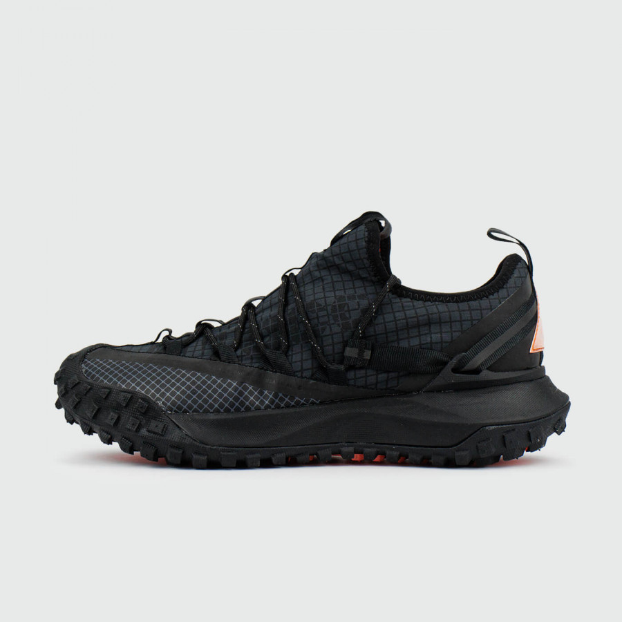 кроссовки Nike ACG Mountain Fly Low Gtx Black / Red Ftwr.