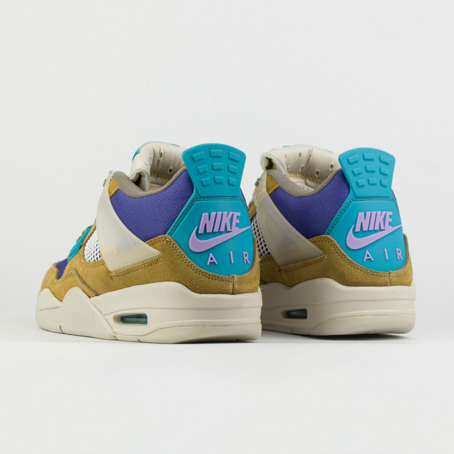 кроссовки Nike Air Jordan 4 Retro x Union Desert Moss Wmns