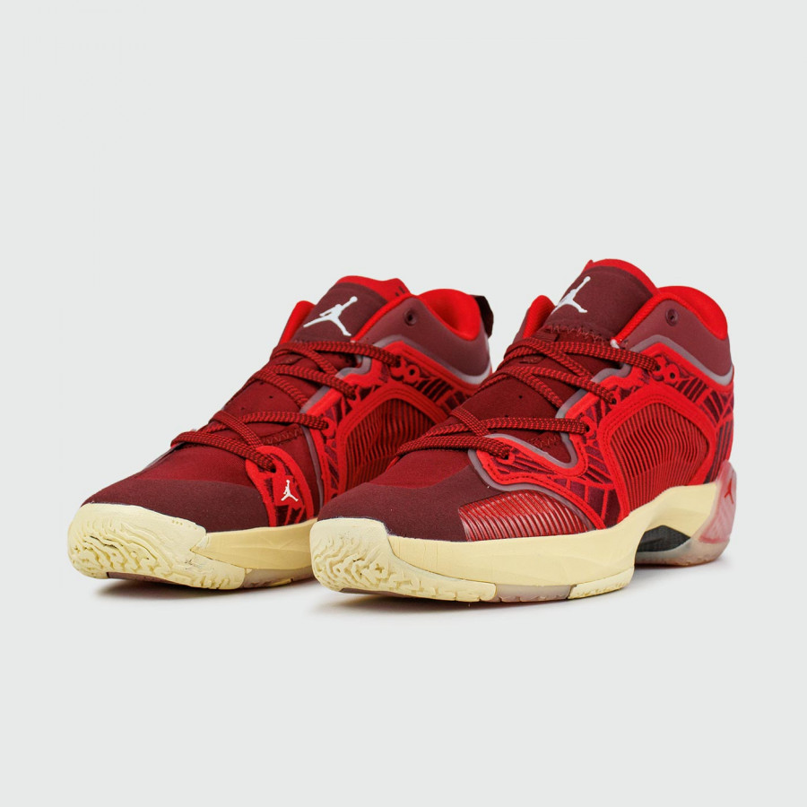 кроссовки Air Jordan 37 Low Red Cream