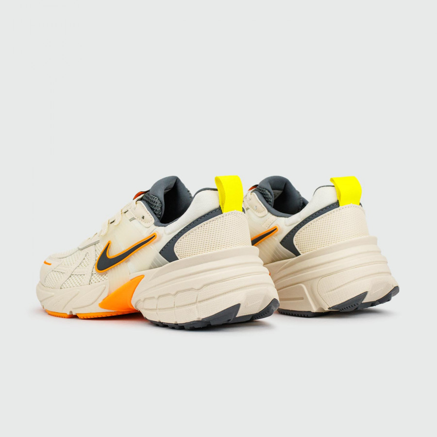 кроссовки Nike V2K Run Cream Orange