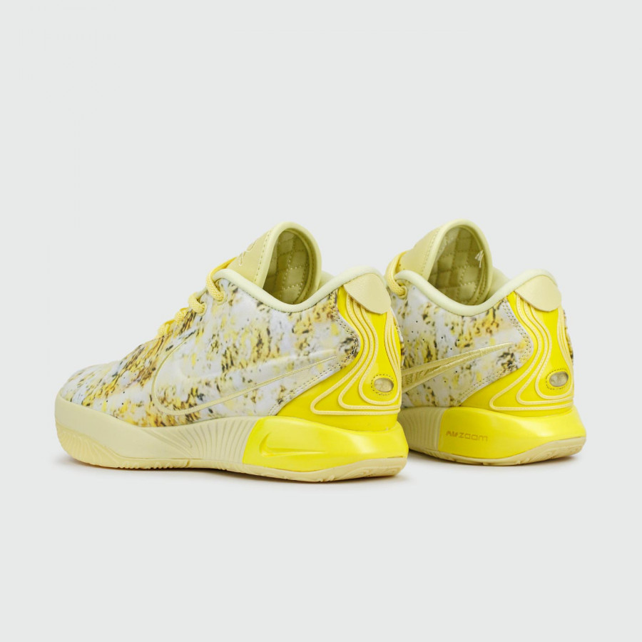 кроссовки Nike LeBron 21 Yellow