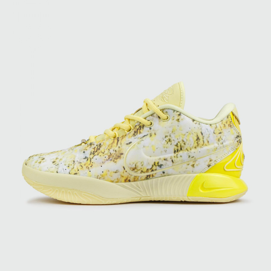 кроссовки Nike LeBron 21 Yellow