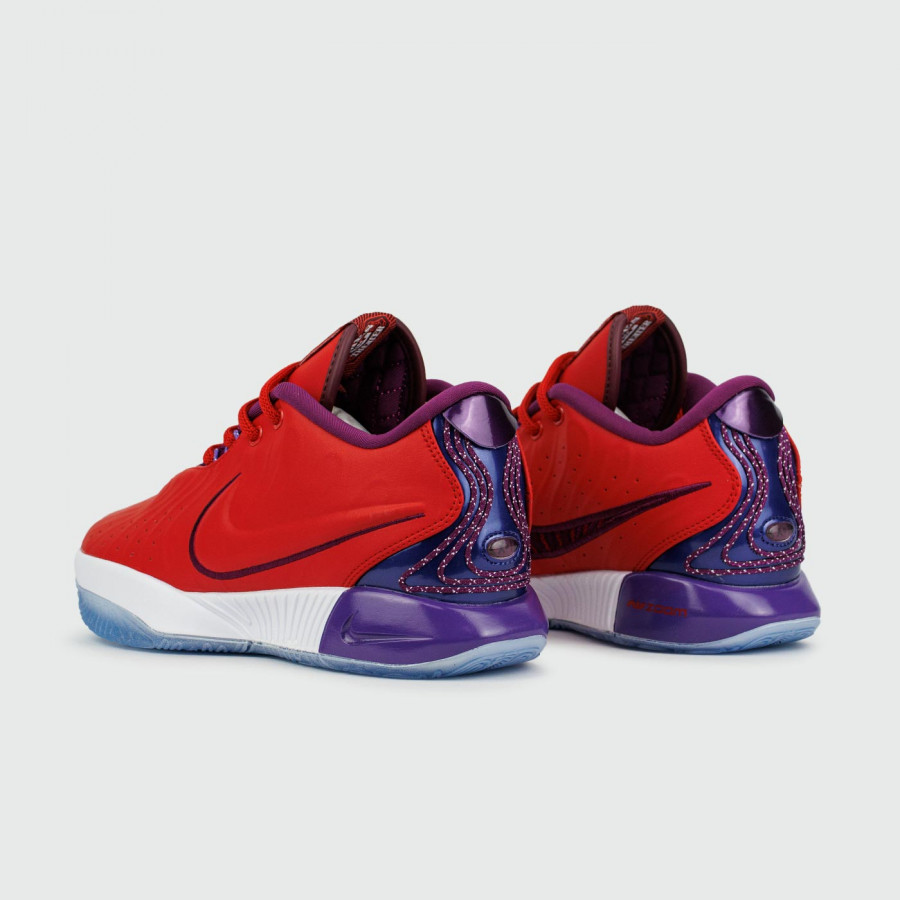 кроссовки Nike LeBron 21 Red White