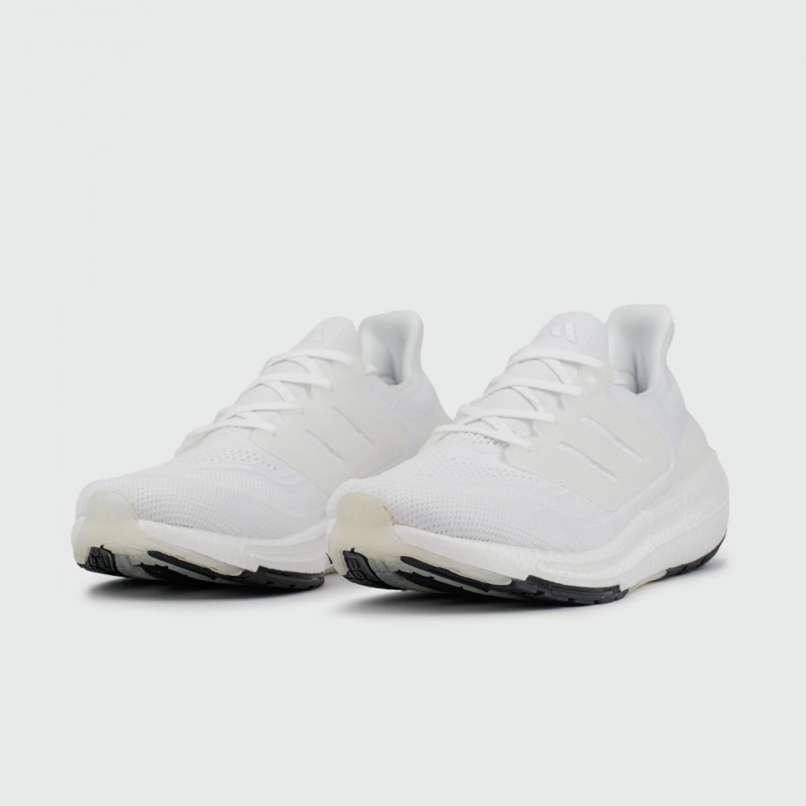 кроссовки Adidas Ultraboost Light Triple White