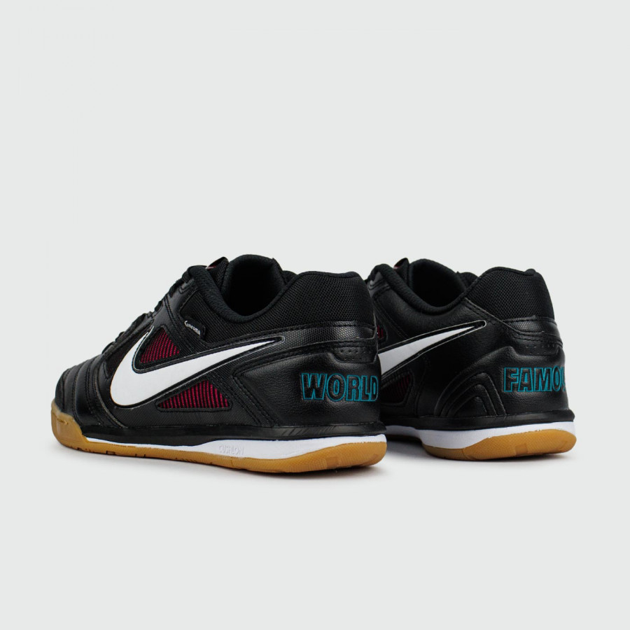 футзалки Supreme x Nike SB Gato Black / White