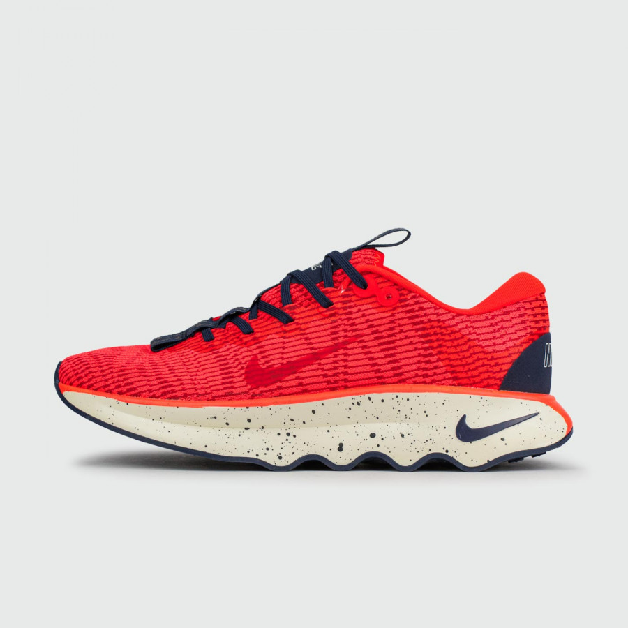 кроссовки Nike Motiva Red White