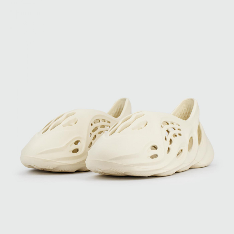 кроссовки Yeezy Foam Beige