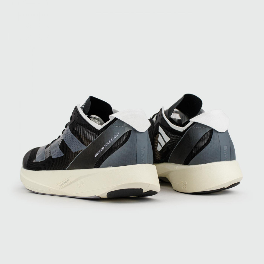 кроссовки Adidas Adizero Takumi Sen 9 Black / White