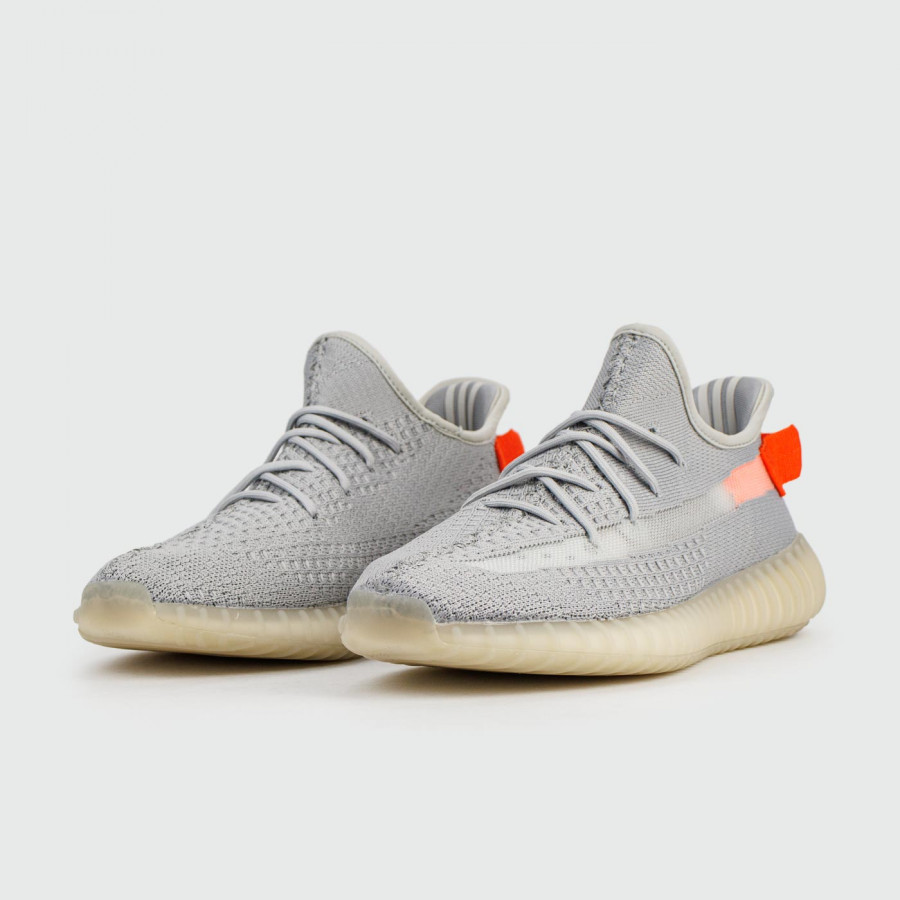 кроссовки Adidas Yeezy 350 boost v2 Tail Light