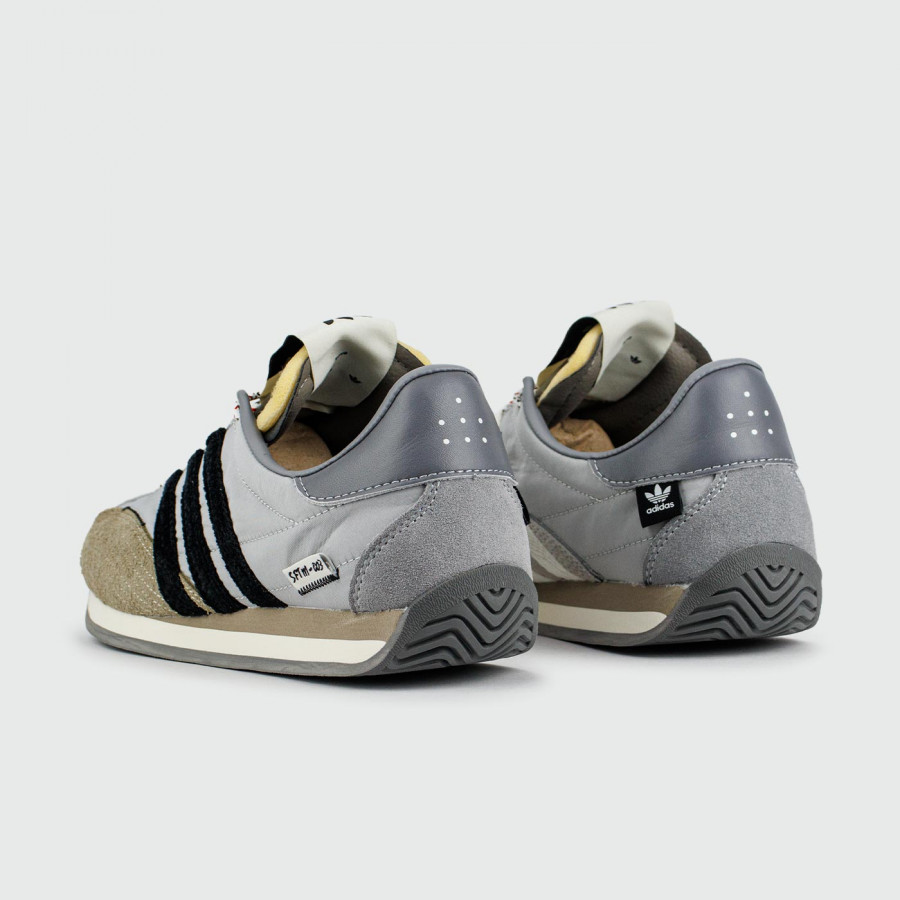 кроссовки Adidas Country OG x SFTM Grey