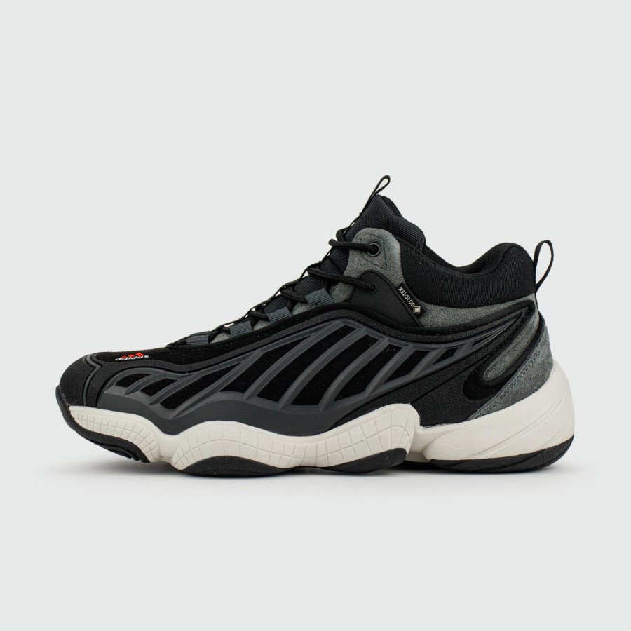 кроссовки Packer x Adidas FYW Intimidation Black / White with Fur