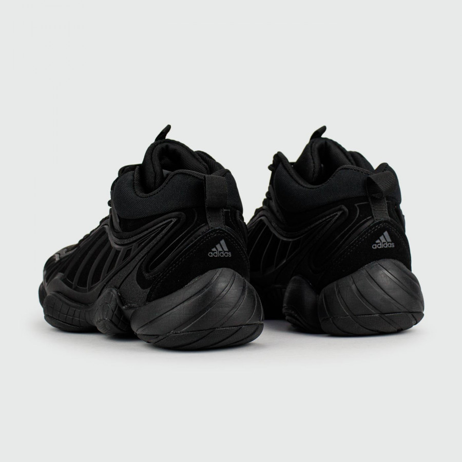 кроссовки Packer x Adidas FYW Intimidation Black with Fur