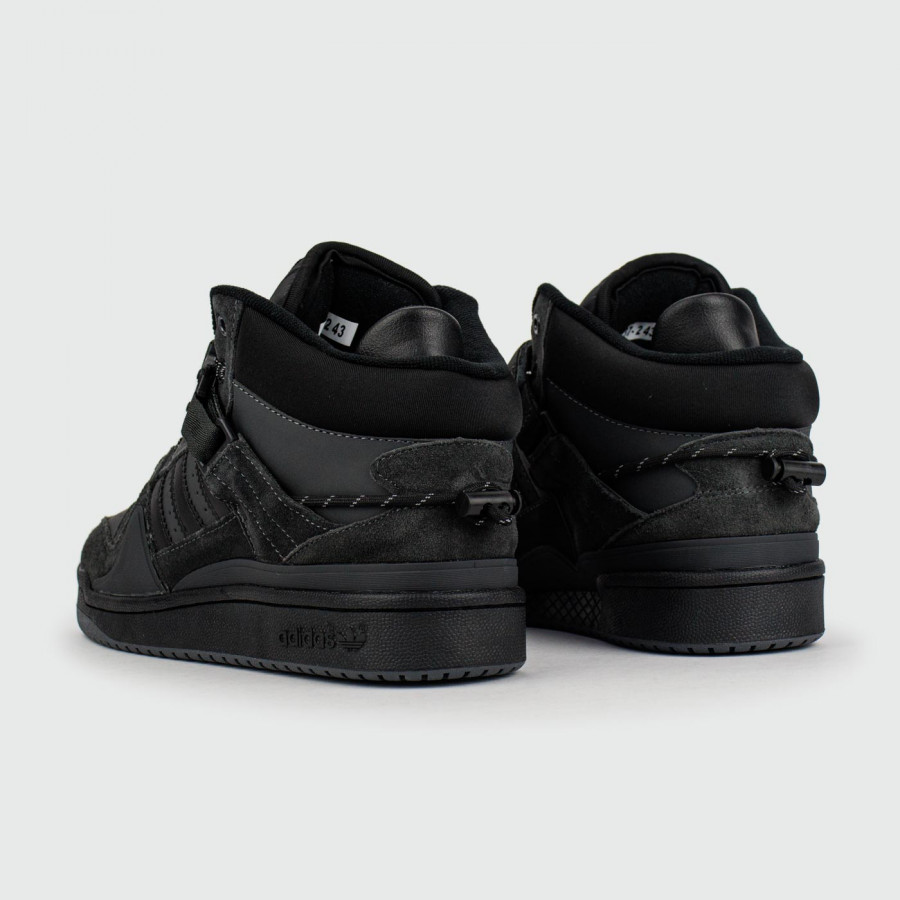 кроссовки Adidas Forum Mid x Bad Bunny Dark Grey with Fur